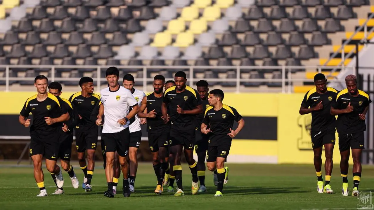 اختبار صعب للعميد.. موعد مواجهة الاتحاد والفيحاء والقنوات الناقلة للمباراة المرتقبة